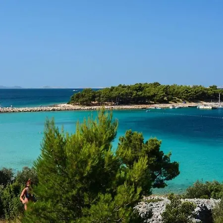 Villa Stone House In The Center Of Town Murter